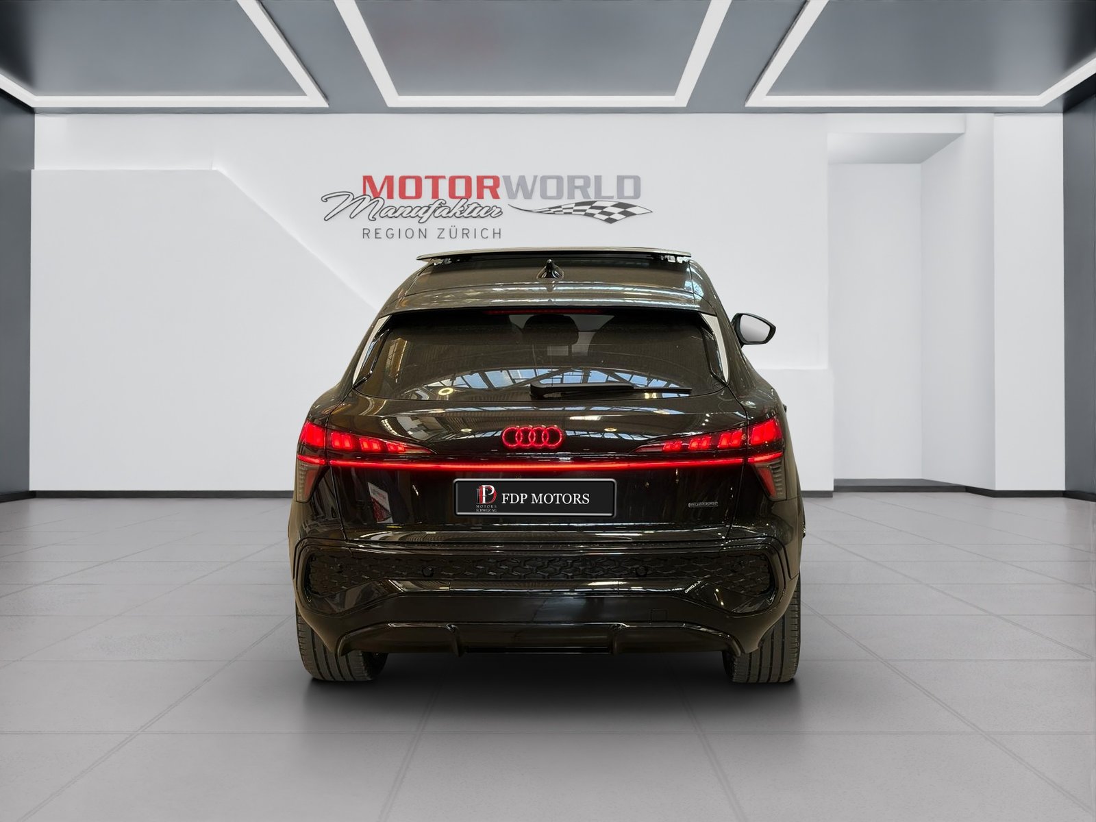 AUDI Q3 SPB Quattro TFSI S line/LED plus/Pano/20 Sportback, Benzina, Auto nuove, Automatico - 4
