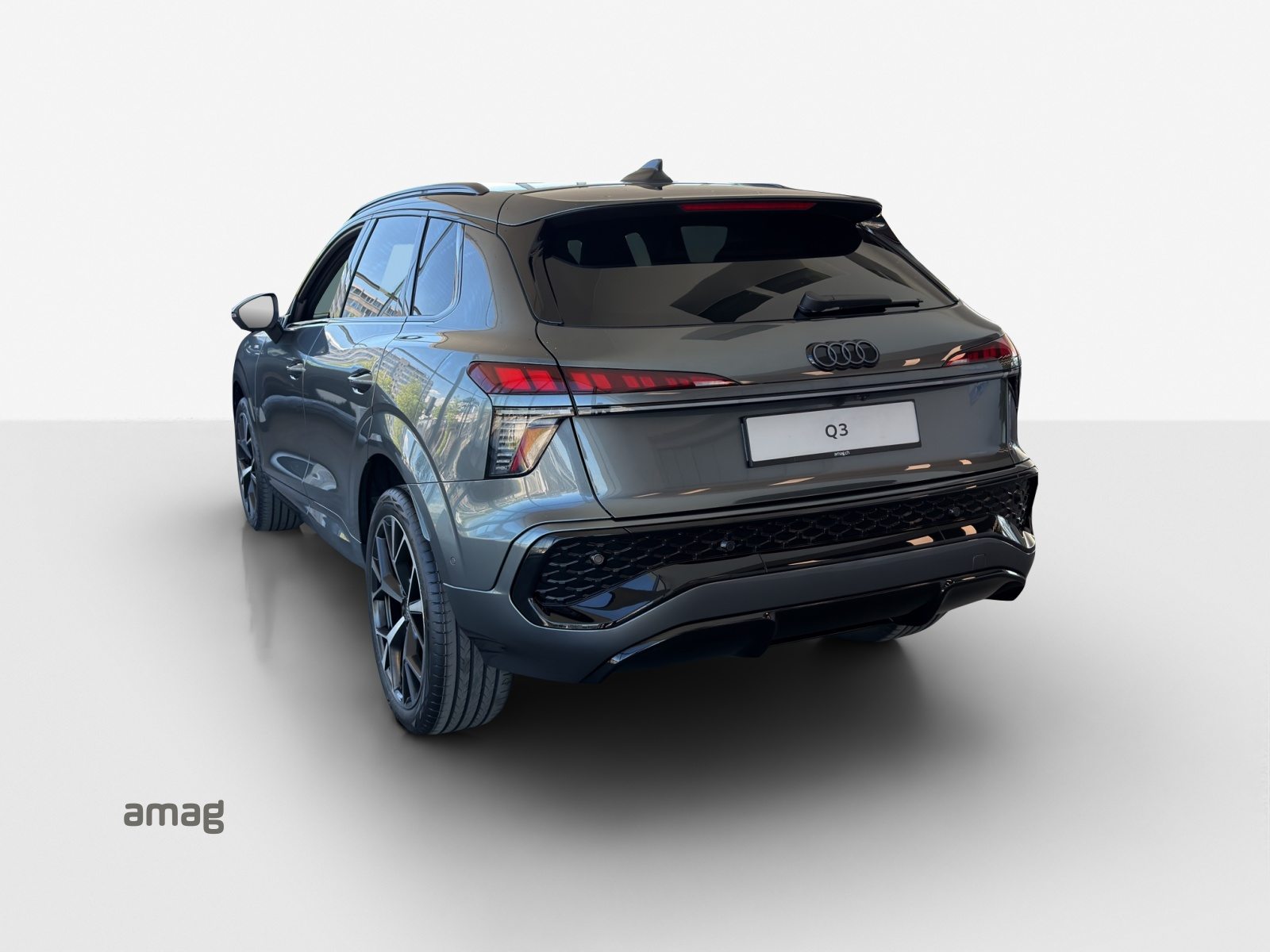 AUDI Q3 SUV TFSI 110 kW, Benzina, Auto nuove, Automatico - 3