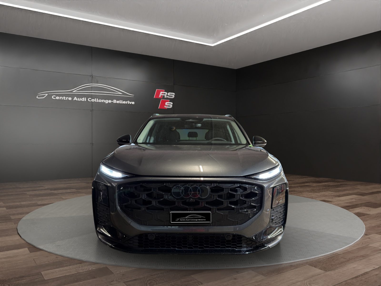 AUDI Q3 SUV e-hybrid 200 kW, Hybride Integrale Benzina/Elettrica, Auto nuove, Automatico - 2