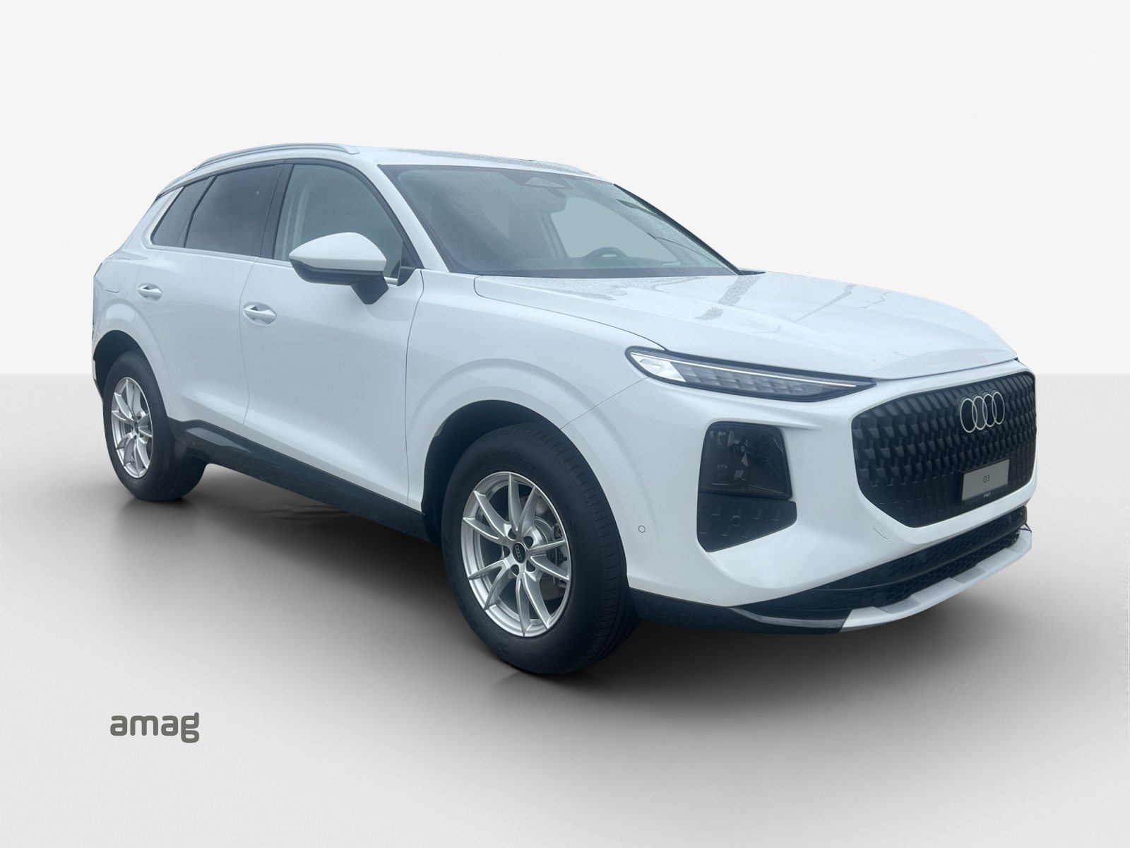 AUDI Q3 SUV TFSI 110 kW, Petrol, New car, Automatic - 6