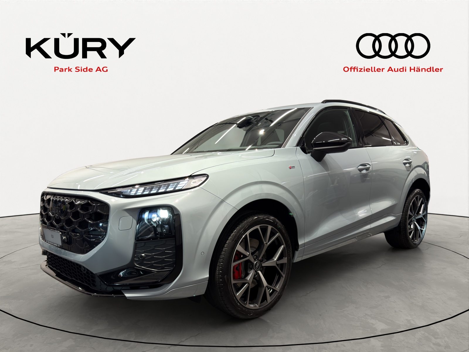 AUDI Q3 SUV TFSI 195 kW
