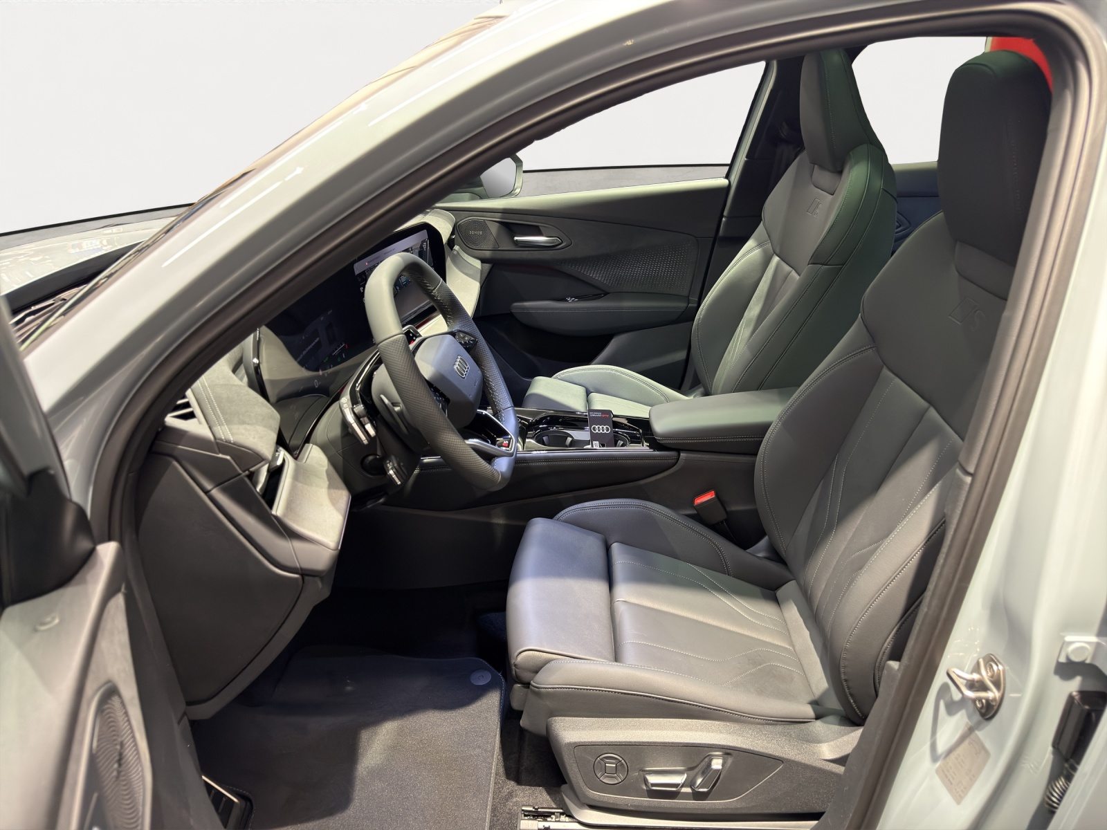AUDI Q3 SUV TFSI 195 kW, Benzina, Auto nuove, Automatico - 5