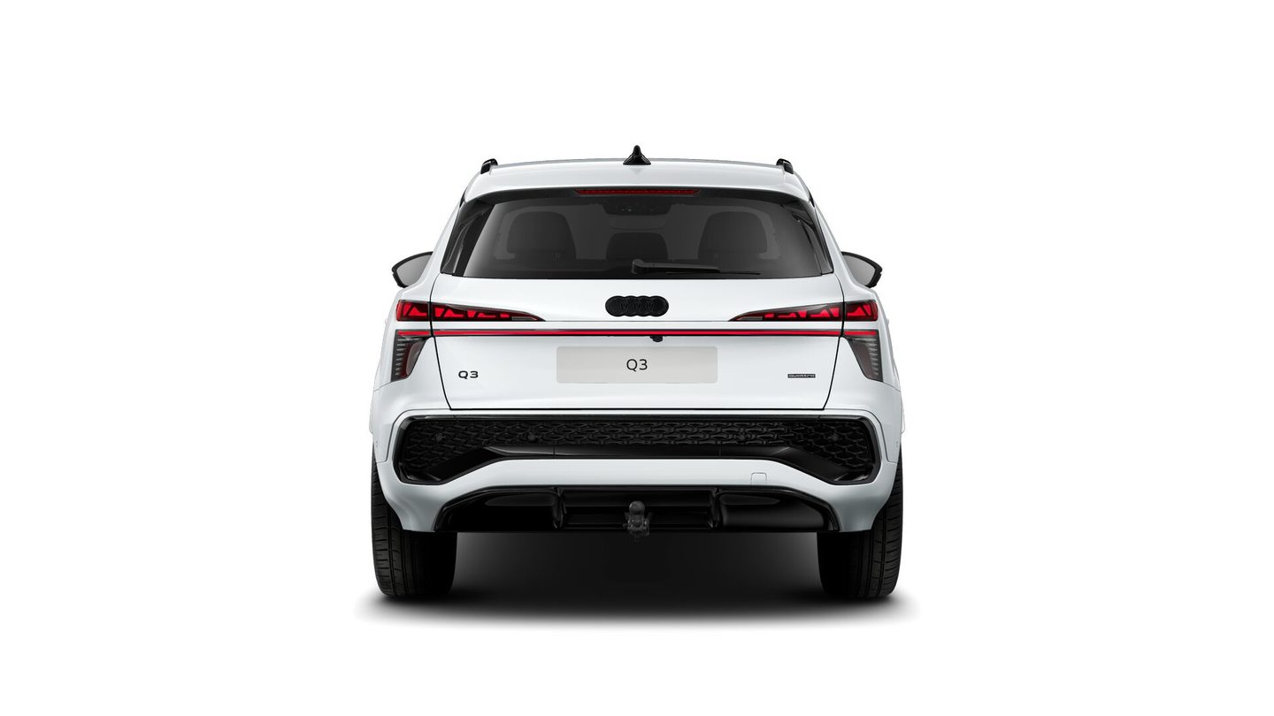 AUDI Q3 SUV TFSI 195 kW, Petrol, New car, Automatic - 6