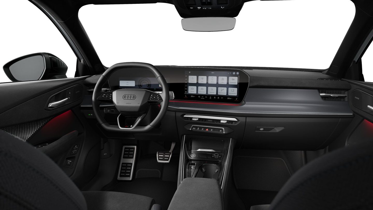 AUDI Q3 SUV TFSI 195 kW, Petrol, New car, Automatic - 7