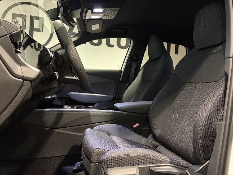 AUDI Q3 SUV TDI 142 kW, Diesel, Voiture nouvelle, Automatique - 4