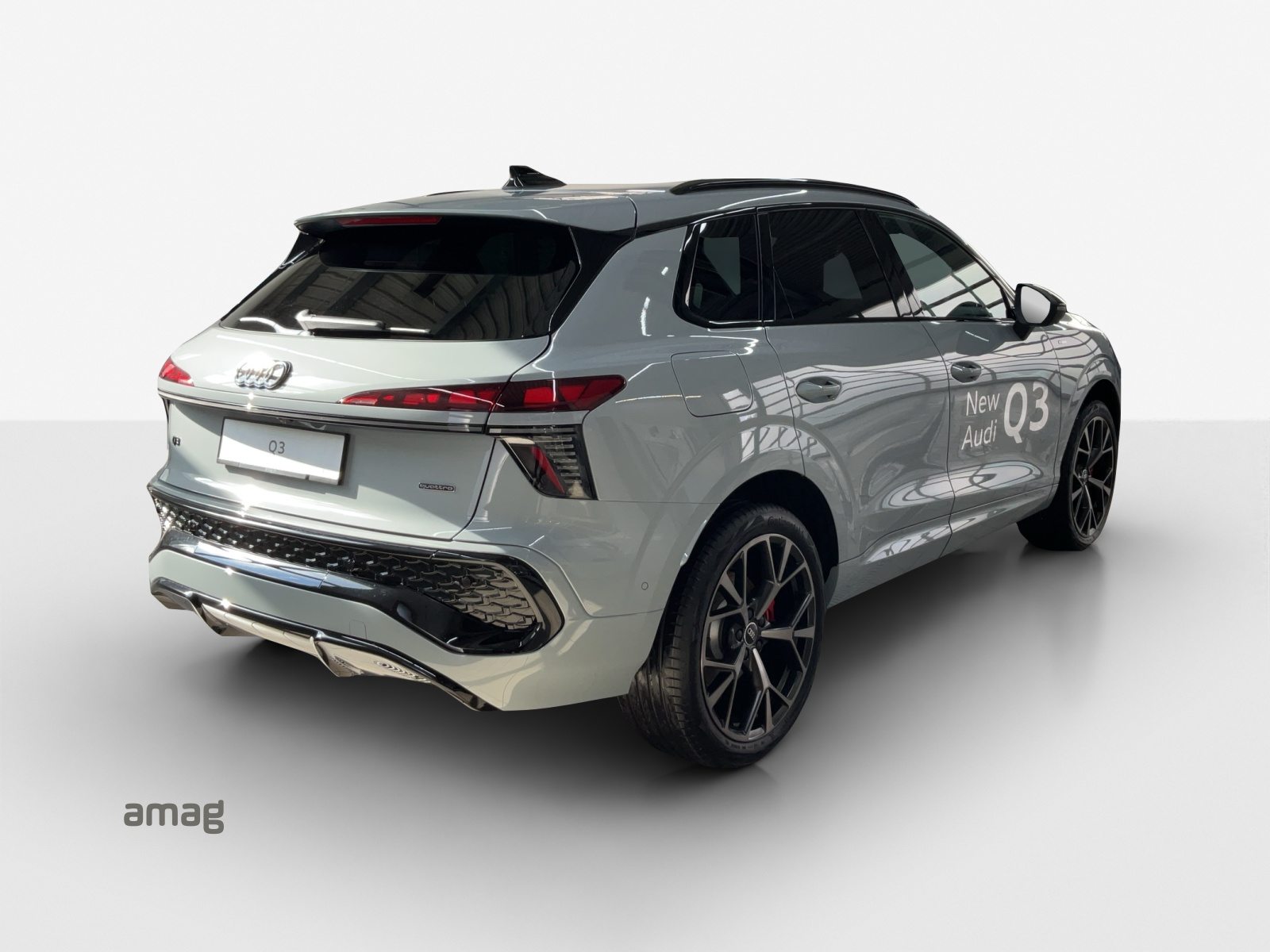 AUDI Q3 SUV TFSI 195 kW, Essence, Voiture nouvelle, Automatique - 5