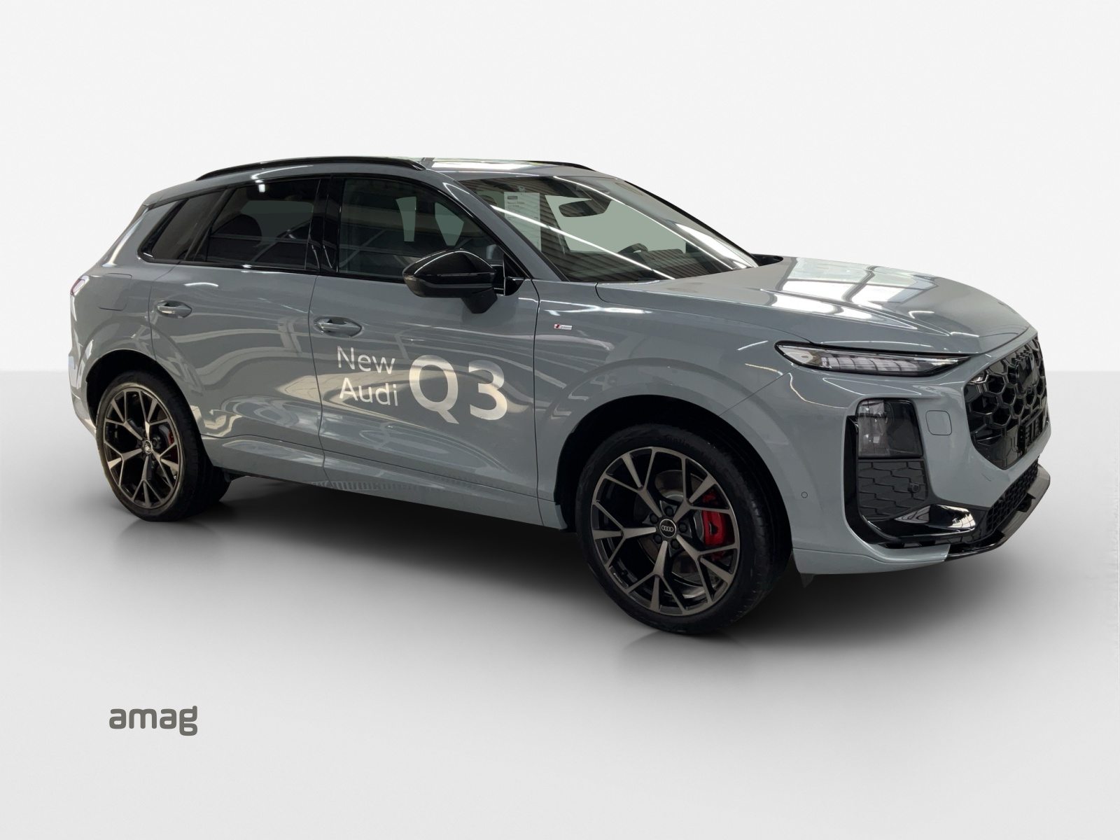 AUDI Q3 SUV TFSI 195 kW, Essence, Voiture nouvelle, Automatique - 6