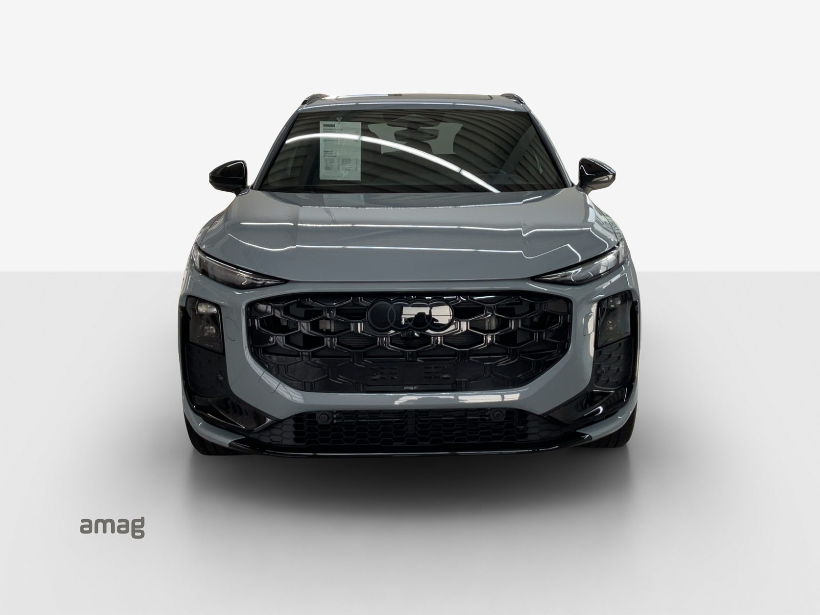 AUDI Q3 SUV TFSI 195 kW, Essence, Voiture nouvelle, Automatique - 7