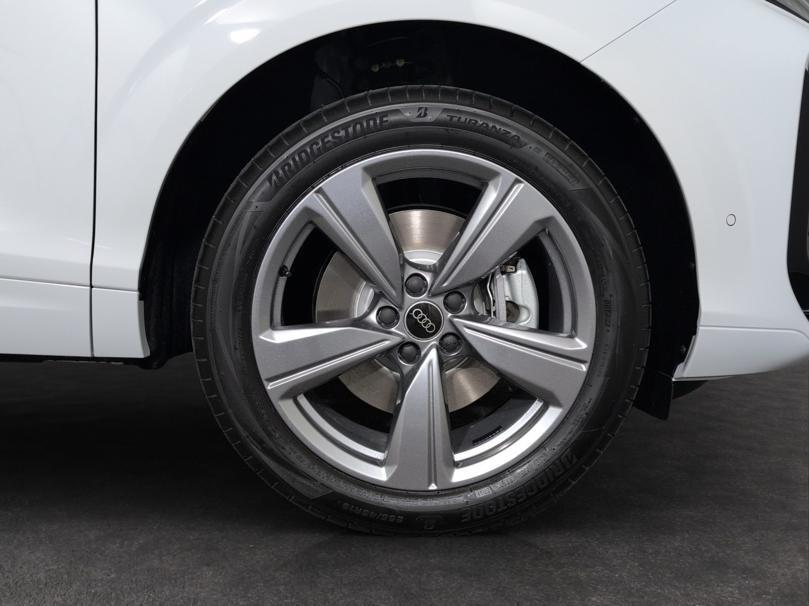 AUDI Q3 SUV TFSI 150 kW, Essence, Voiture nouvelle, Automatique - 5