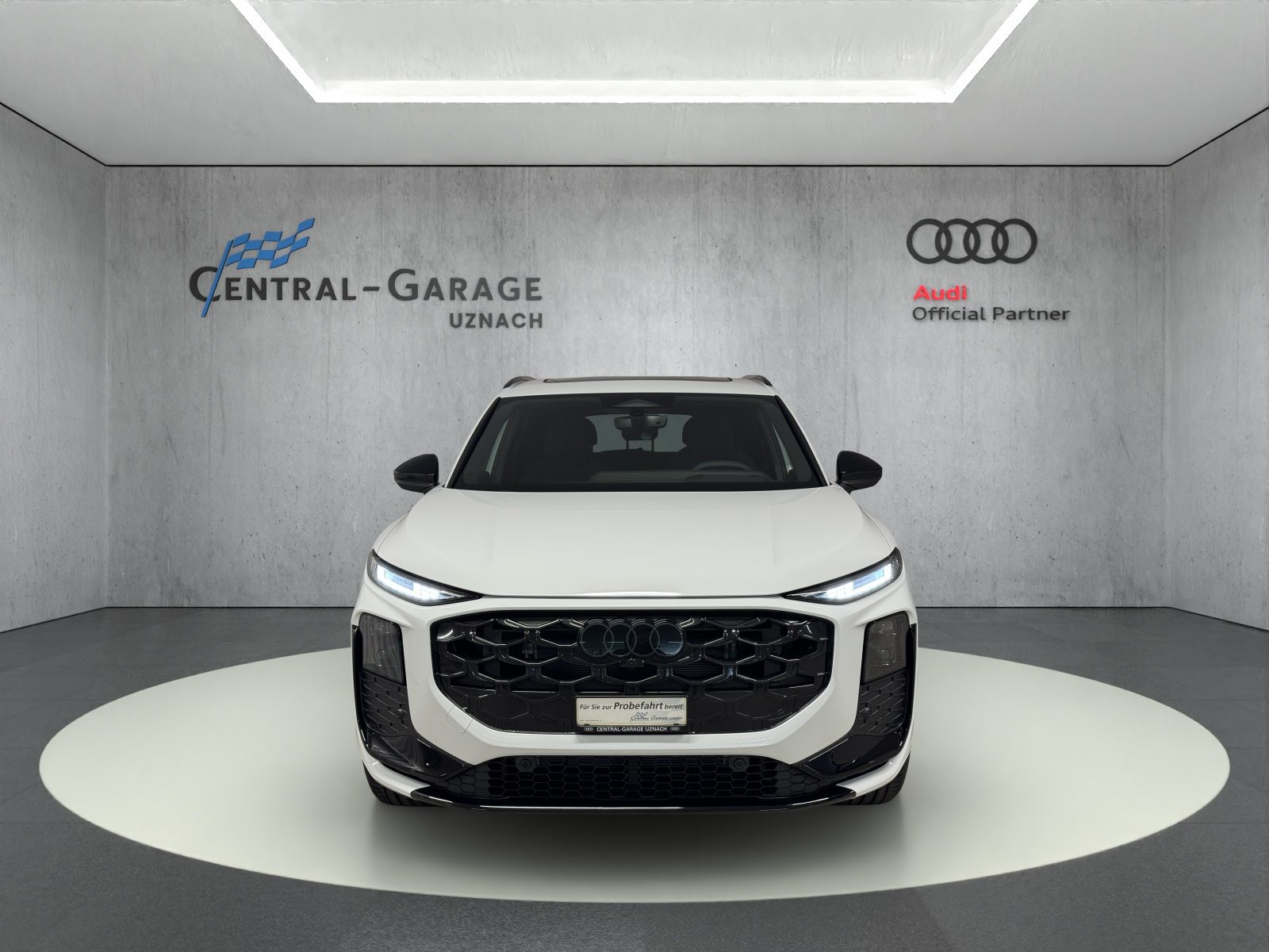 AUDI Q3 SUV e-hybrid 200 kW, Full-Hybrid Petrol/Electric, New car, Automatic - 2