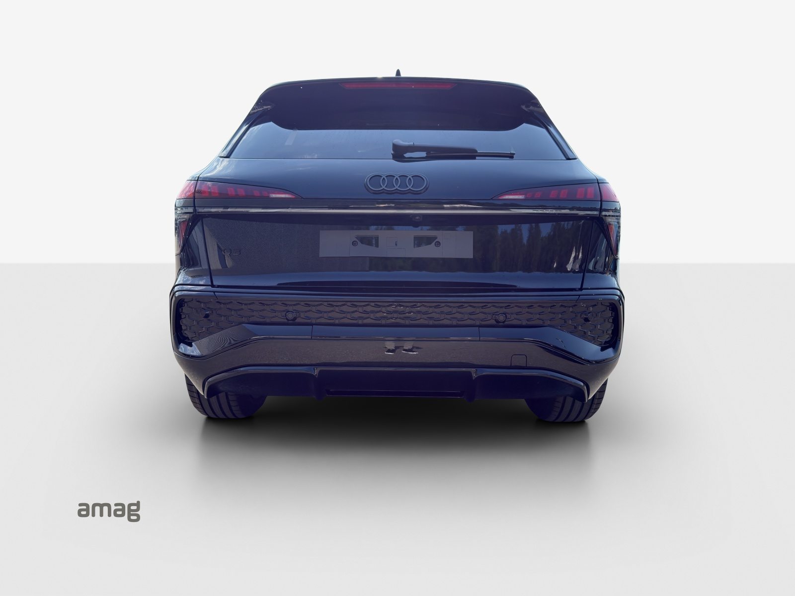 AUDI Q3 SUV e-hybrid 200 kW, Full-Hybrid Petrol/Electric, New car, Automatic - 4