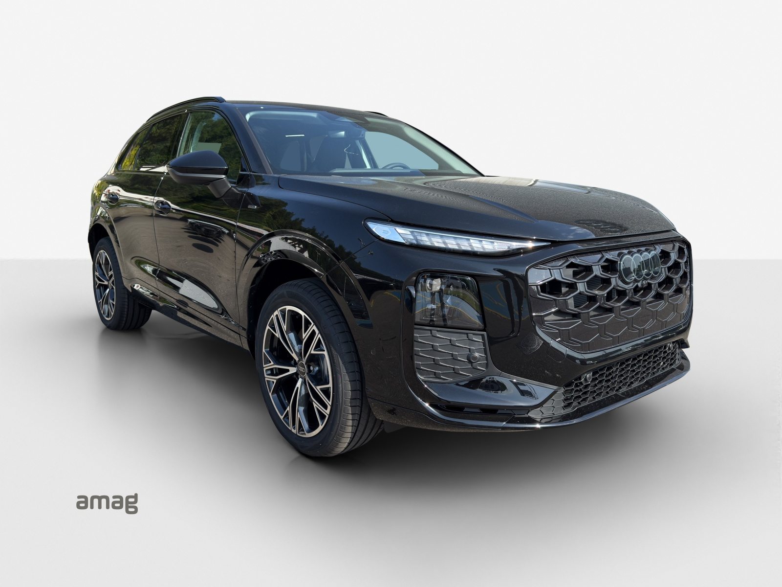 AUDI Q3 SUV e-hybrid 200 kW, Full-Hybrid Petrol/Electric, New car, Automatic - 6
