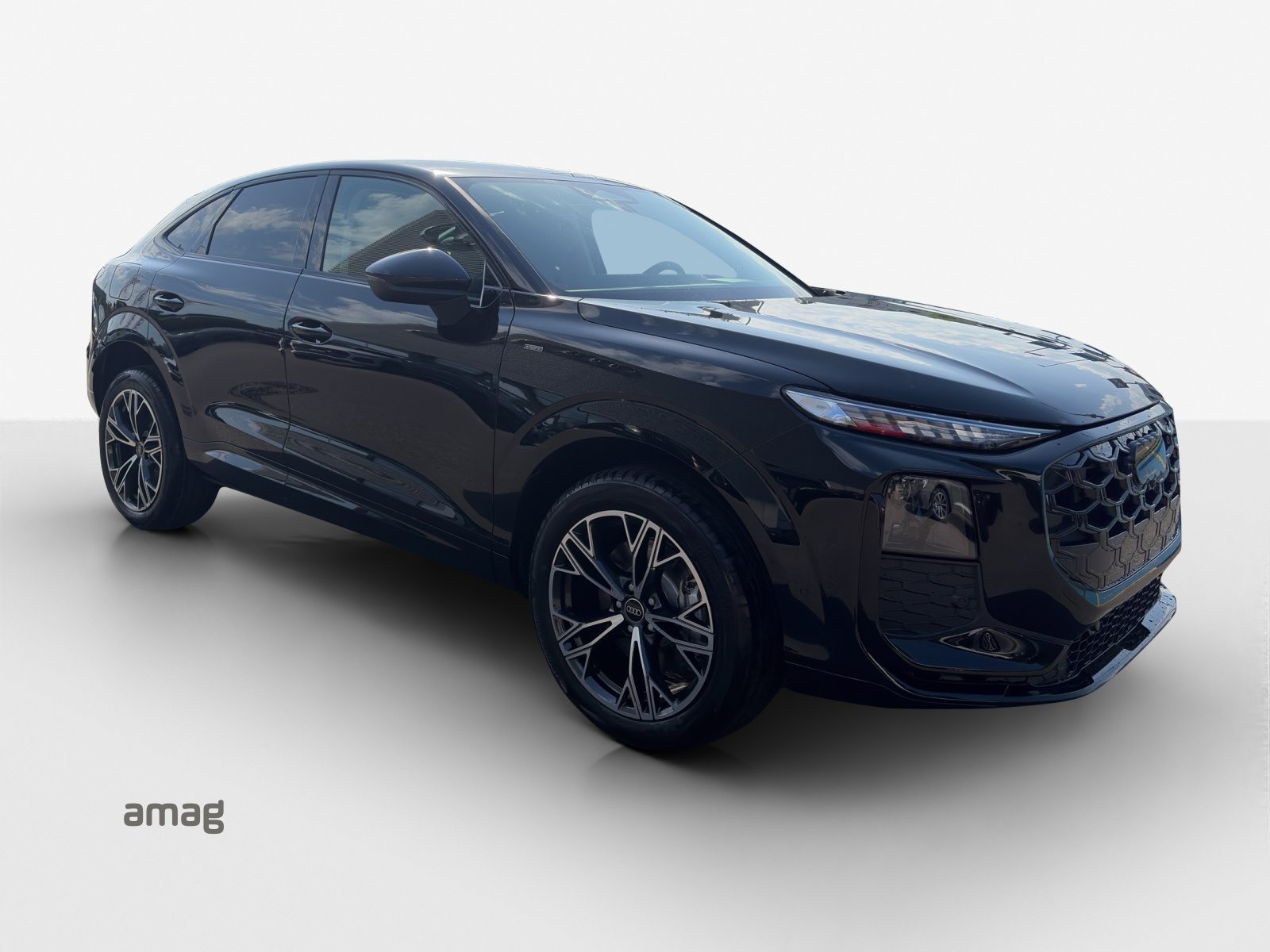 AUDI Q3 SB e-hybrid 200 kW, Full-Hybrid Petrol/Electric, New car, Automatic - 6