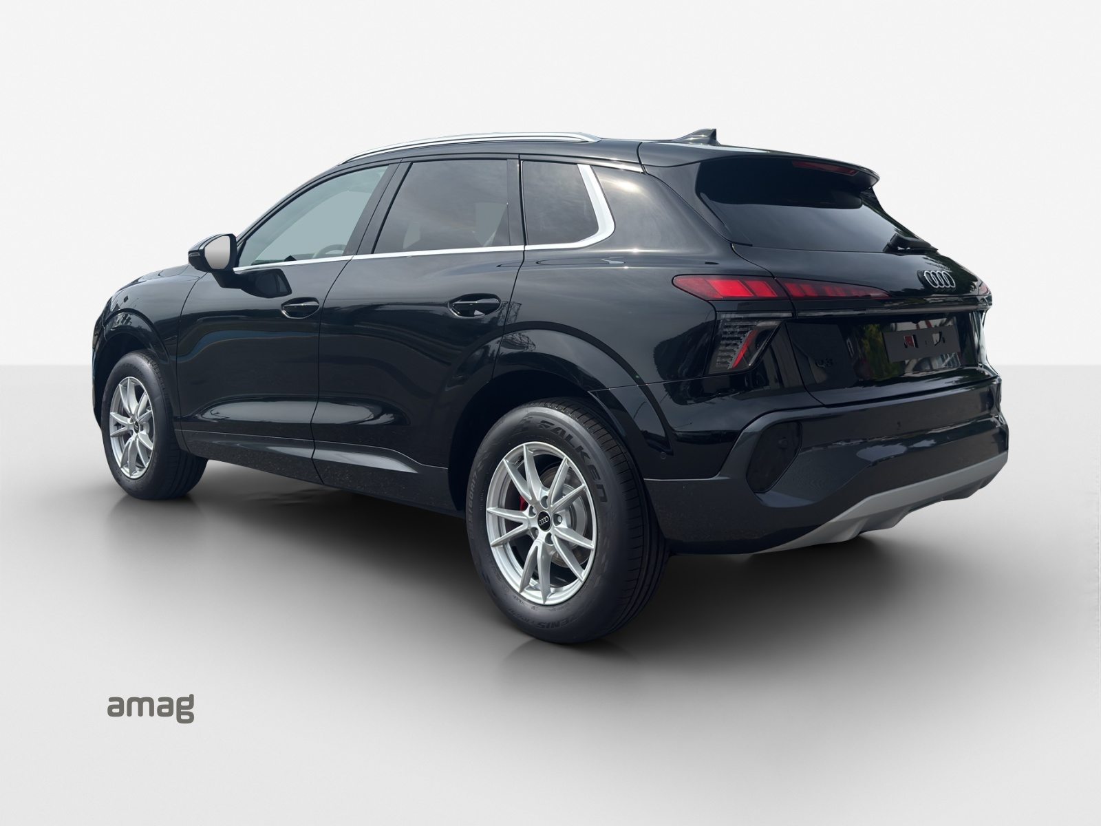 AUDI Q3 SUV TFSI 110 kW, Benzina, Auto nuove, Automatico - 3