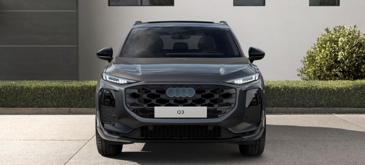 AUDI Q3 SUV TFSI quattro 150 kW, Benzina, Auto nuove, Automatico - 2