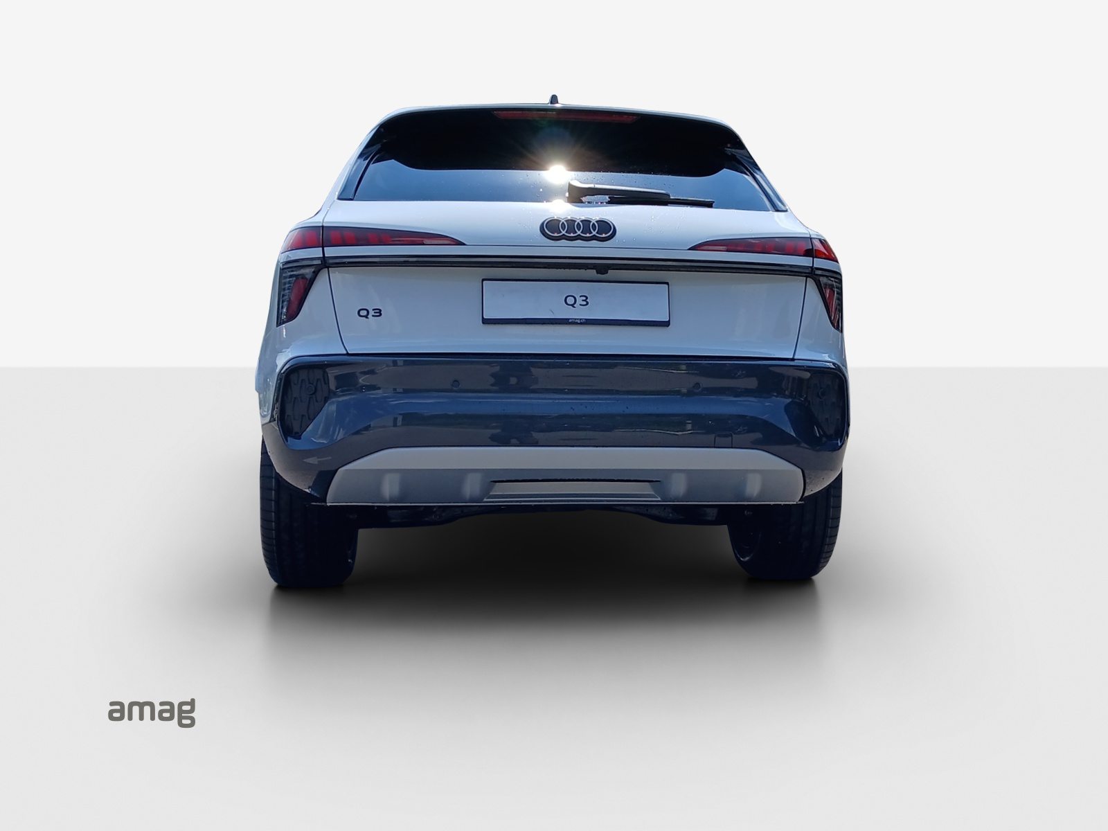 AUDI Q3 SUV TFSI 110 kW, Essence, Voiture nouvelle, Automatique - 4