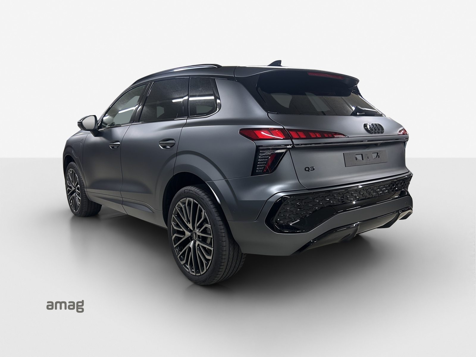 AUDI Q3 SUV e-hybrid 200 kW, Voll-Hybrid Benzin/Elektro, Neuwagen, Automatik - 3