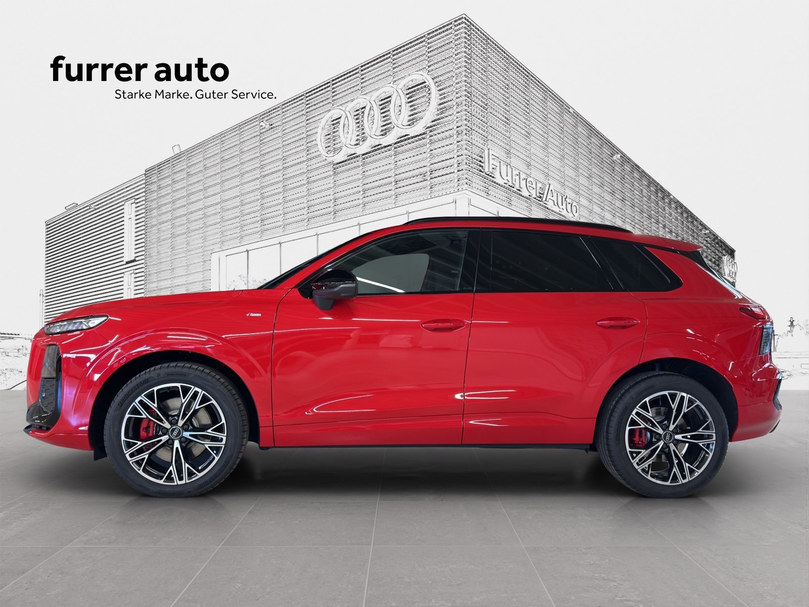 AUDI Q3 SUV TFSI 195 kW, Essence, Voiture nouvelle, Automatique - 2