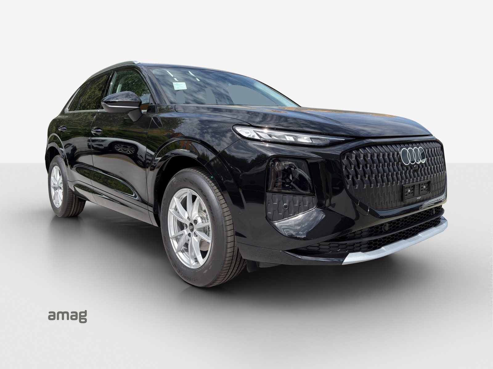 AUDI Q3 SUV TFSI 110 kW, Essence, Voiture nouvelle, Automatique - 6