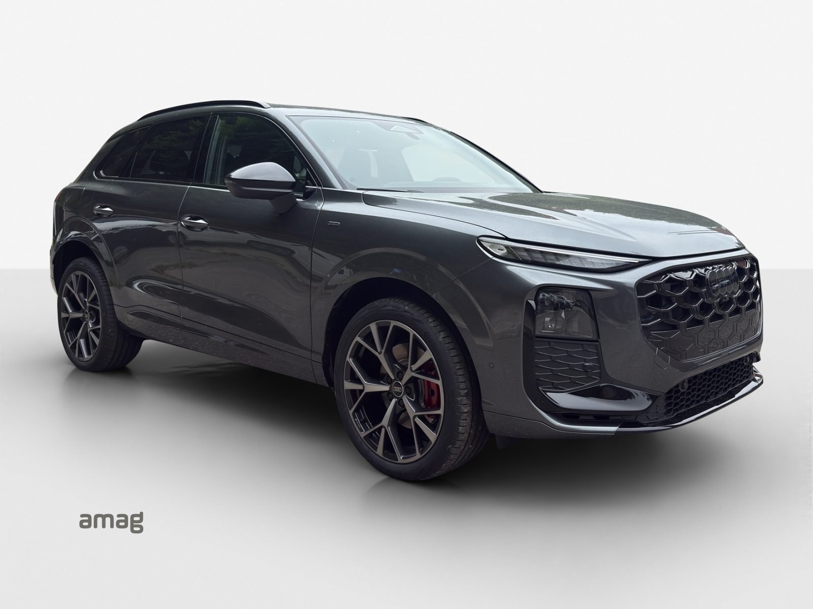 AUDI Q3 SUV e-hybrid 200 kW, Hybride Intégral Essence/Électricité, Voiture nouvelle, Automatique - 3