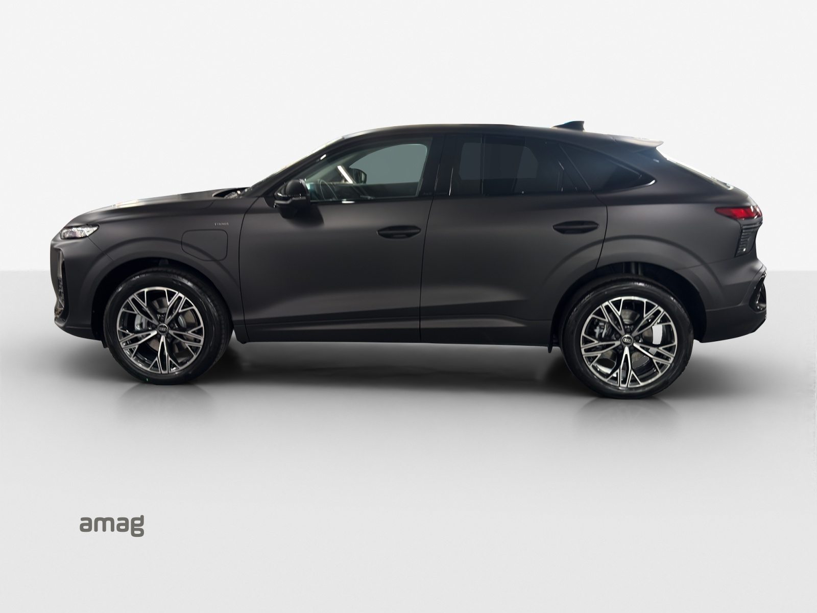 AUDI Q3 SB e-hybrid 200 kW, Voll-Hybrid Benzin/Elektro, Neuwagen, Automatik - 2