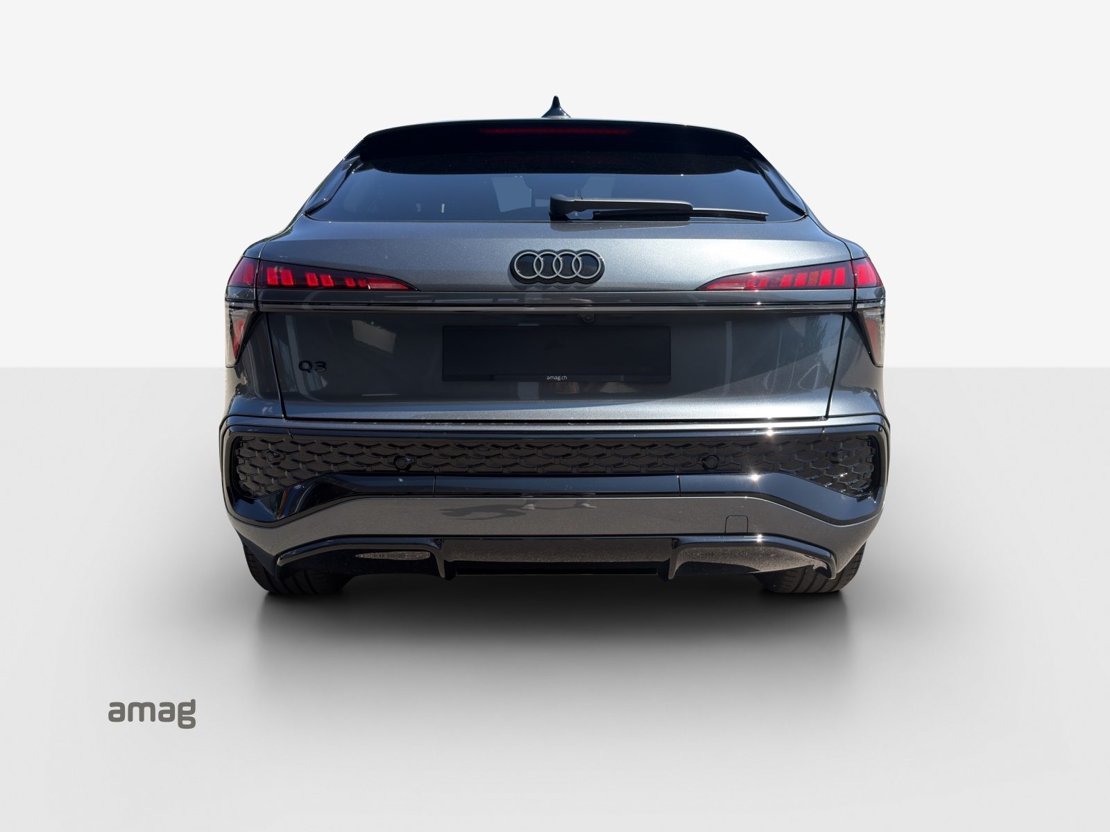 AUDI Q3 SB e-hybrid 200 kW, Hybride Intégral Essence/Électricité, Voiture nouvelle, Automatique - 4