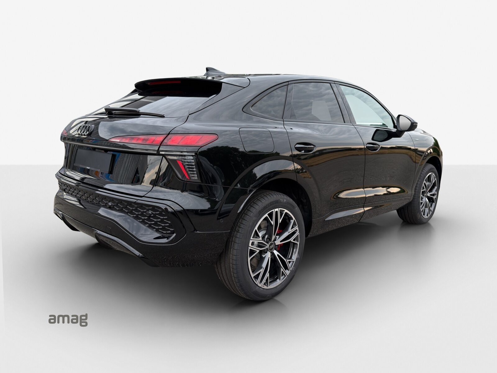AUDI Q3 SB e-hybrid 200 kW, Hybride Intégral Essence/Électricité, Voiture nouvelle, Automatique - 5