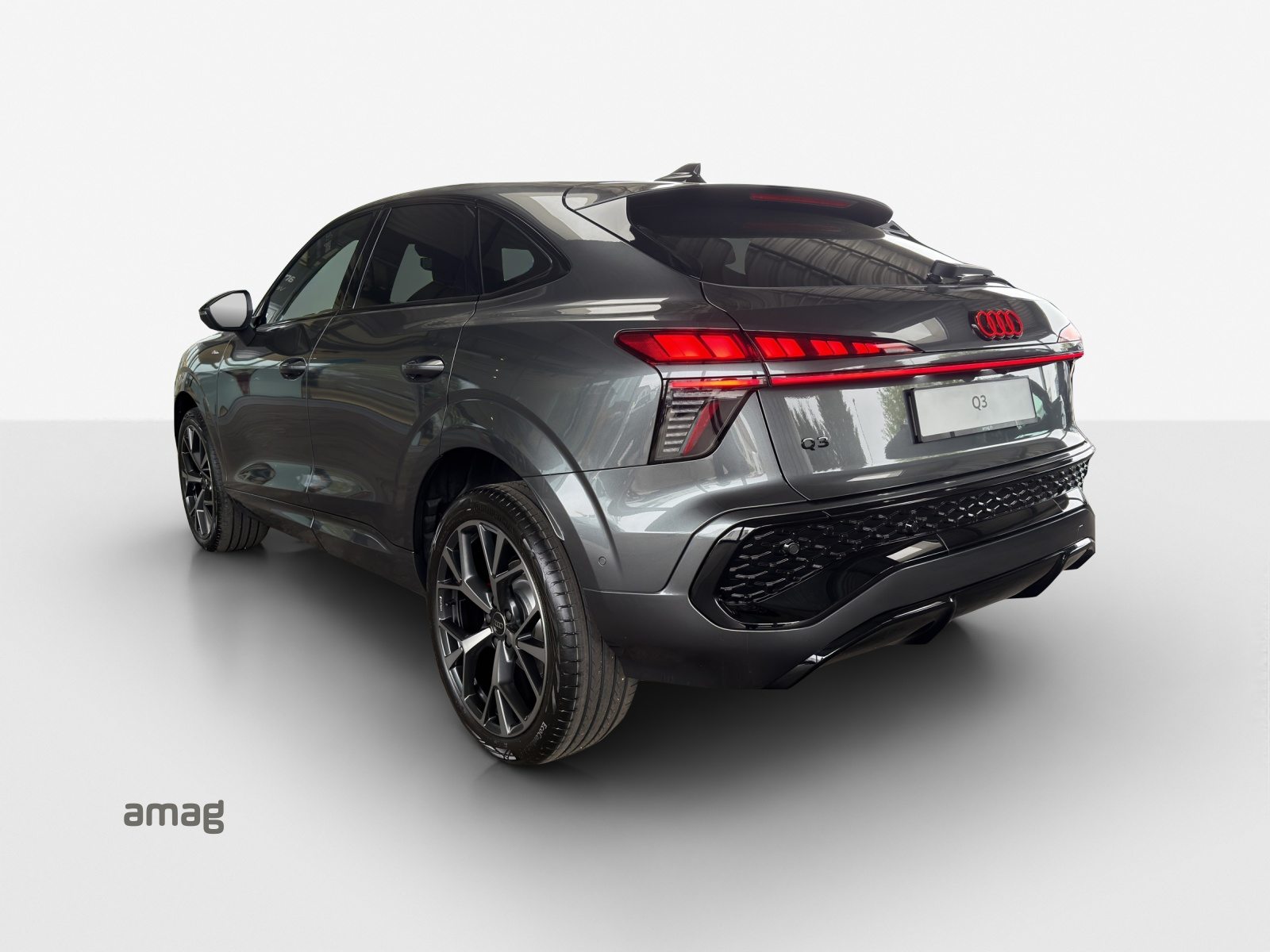 AUDI Q3 SB TFSI 110 kW, Petrol, New car, Automatic - 3