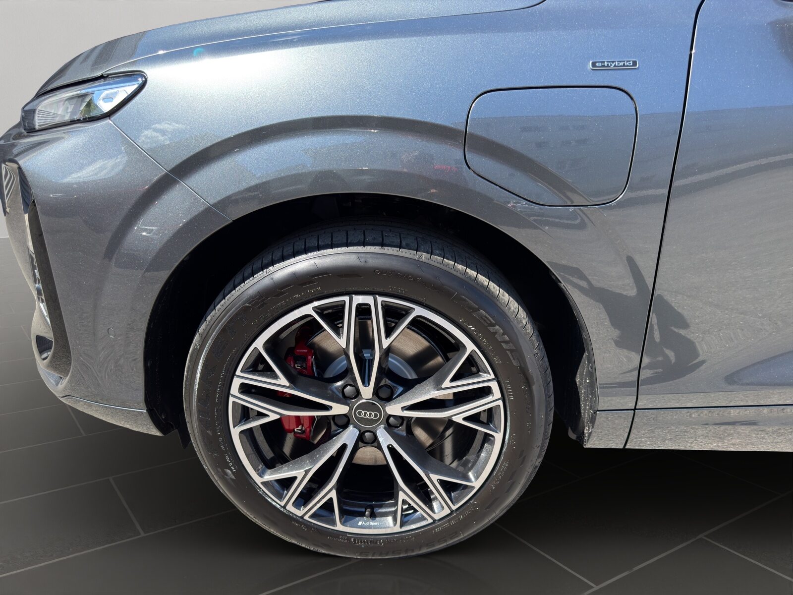 AUDI Q3 SUV e-hybrid 200 kW, Voll-Hybrid Benzin/Elektro, Neuwagen, Automatik - 6