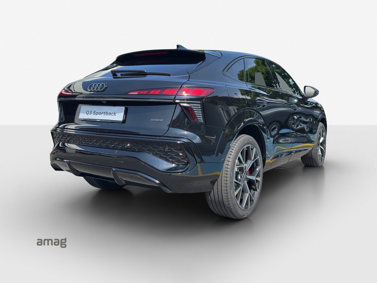 AUDI Q3 SB TFSI 195 kW, Essence, Voiture nouvelle, Automatique - 5