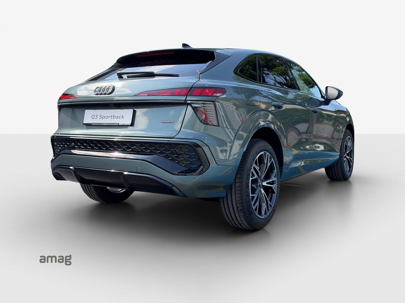 AUDI Q3 SB TFSI 195 kW, Benzin, Neuwagen, Automatik - 5