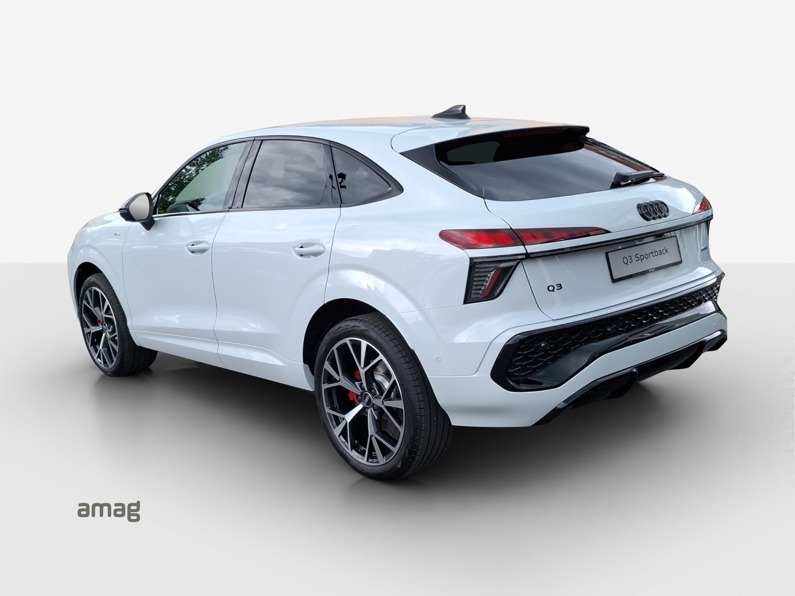 AUDI Q3 SB TFSI 195 kW, Benzin, Neuwagen, Automatik - 3
