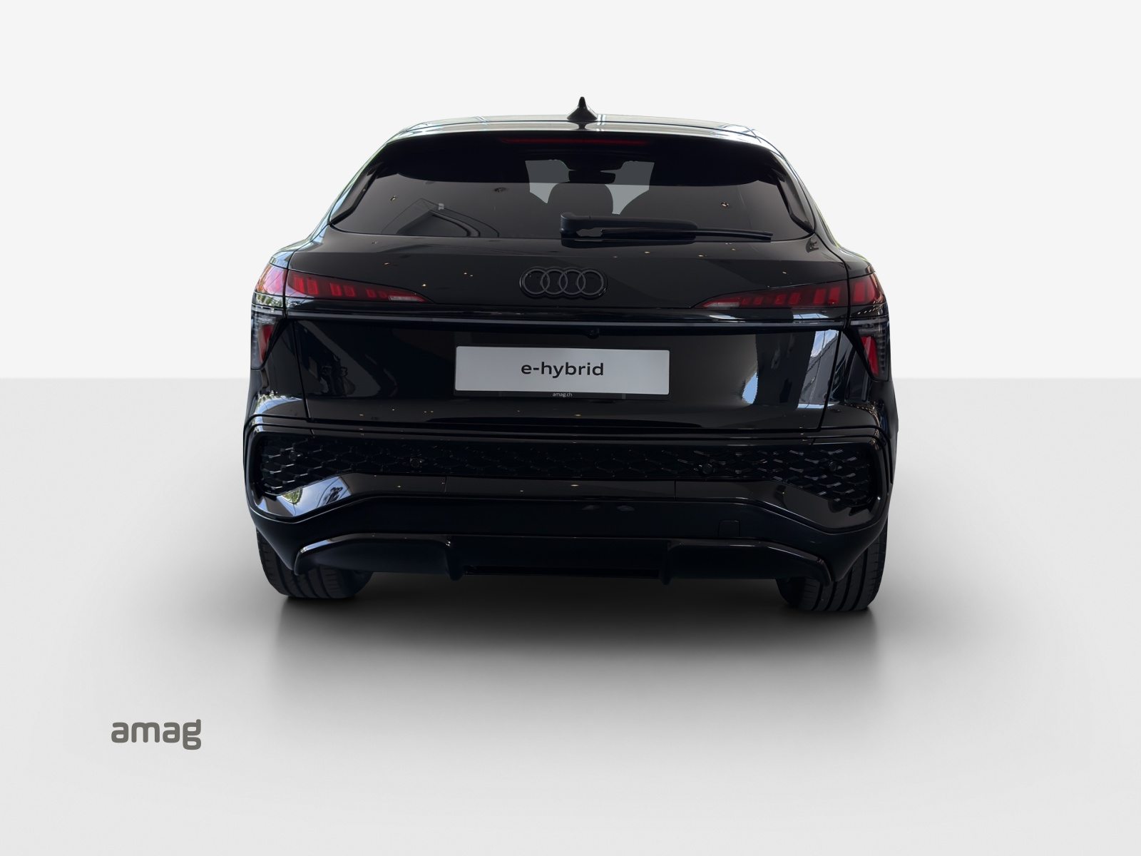 AUDI Q3 SB e-hybrid 200 kW, Hybride Integrale Benzina/Elettrica, Auto nuove, Automatico - 4