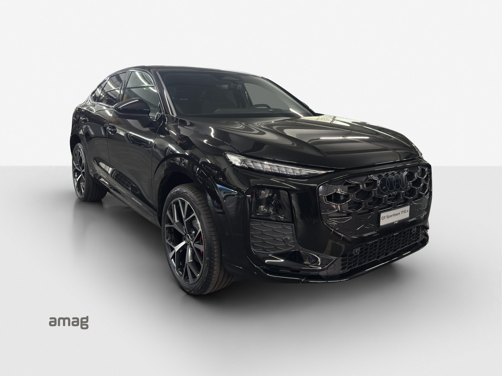 AUDI Q3 SB e-hybrid 200 kW, Full-Hybrid Petrol/Electric, New car, Automatic - 6