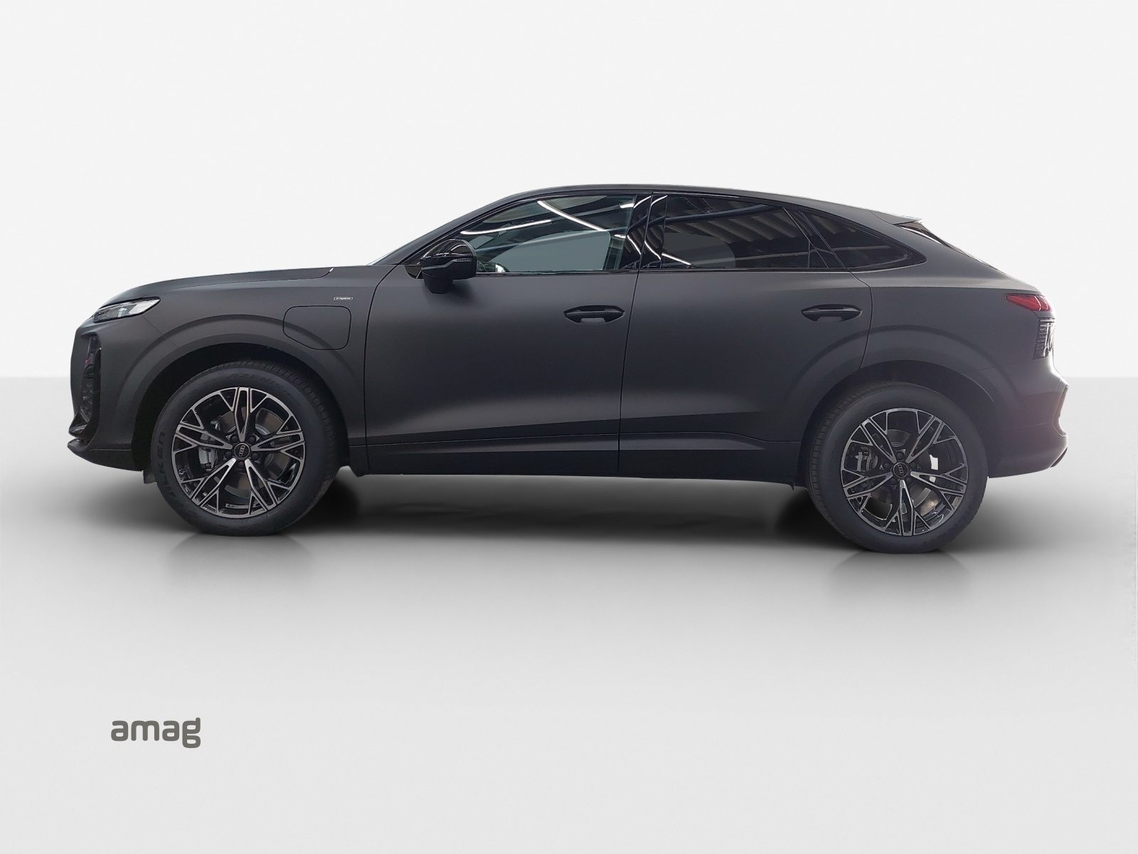 AUDI Q3 SB e-hybrid 200 kW, Hybride Intégral Essence/Électricité, Voiture nouvelle, Automatique - 2