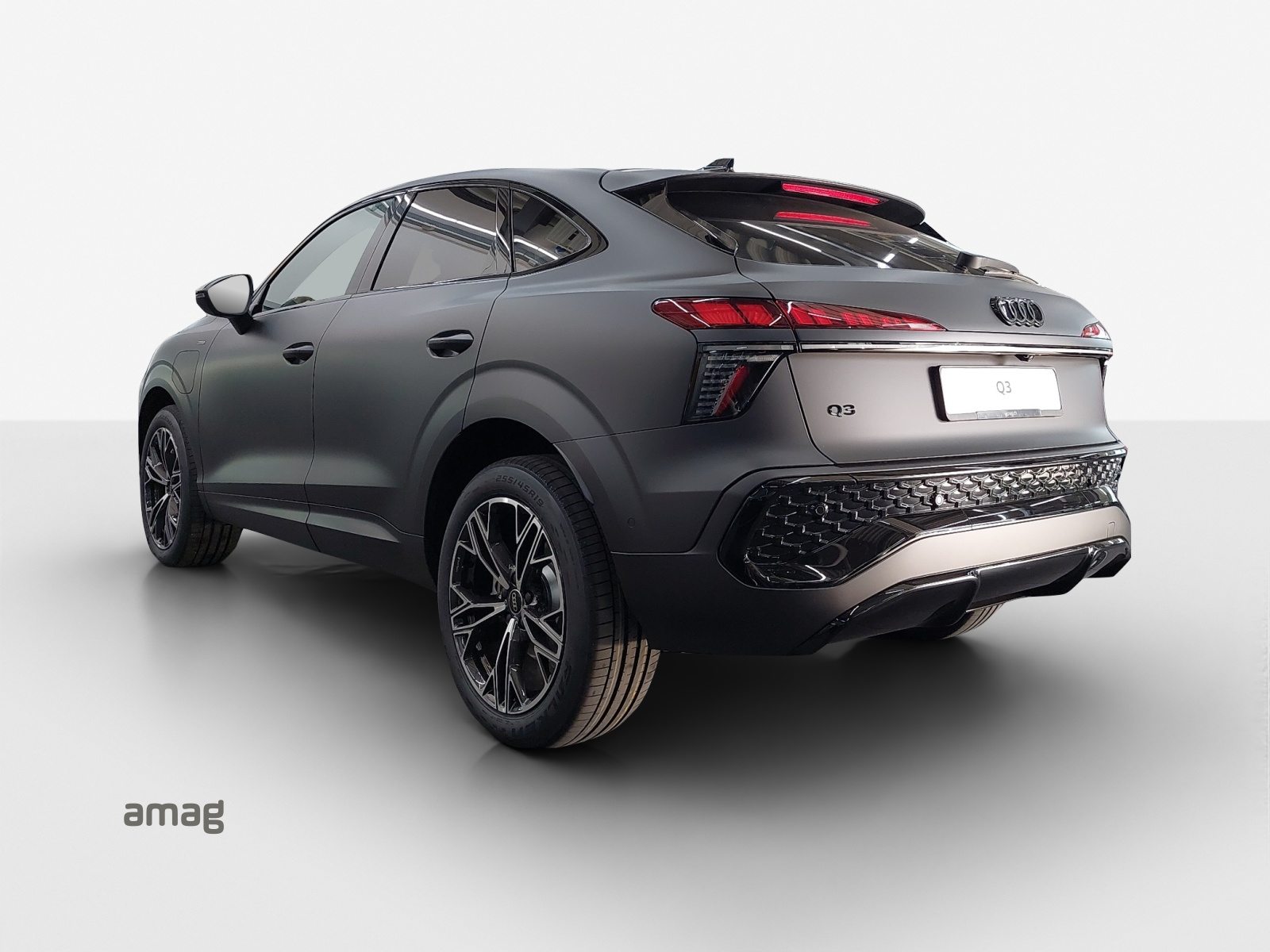 AUDI Q3 SB e-hybrid 200 kW, Hybride Intégral Essence/Électricité, Voiture nouvelle, Automatique - 3