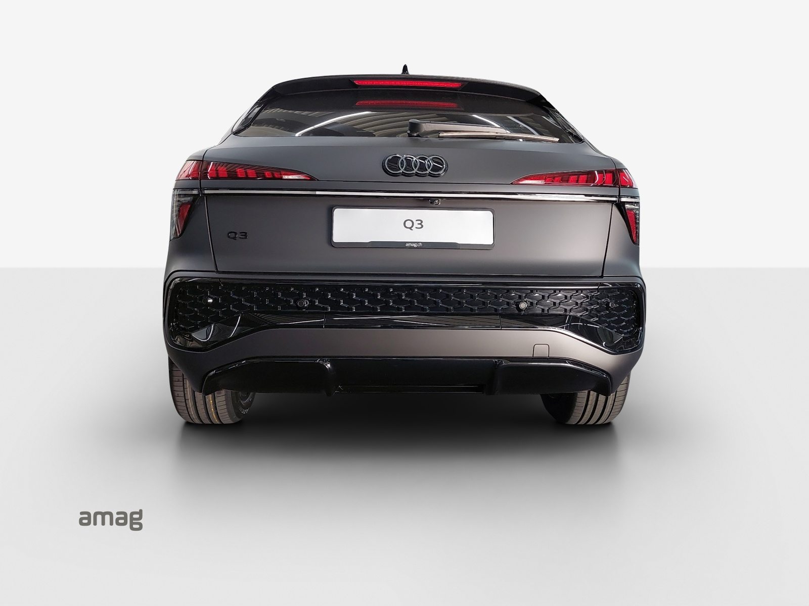 AUDI Q3 SB e-hybrid 200 kW, Hybride Intégral Essence/Électricité, Voiture nouvelle, Automatique - 4