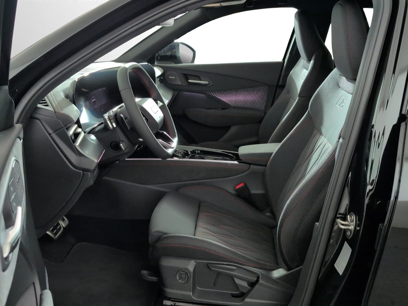 AUDI Q3 SB TFSI 150 kW, Essence, Voiture nouvelle, Automatique - 6