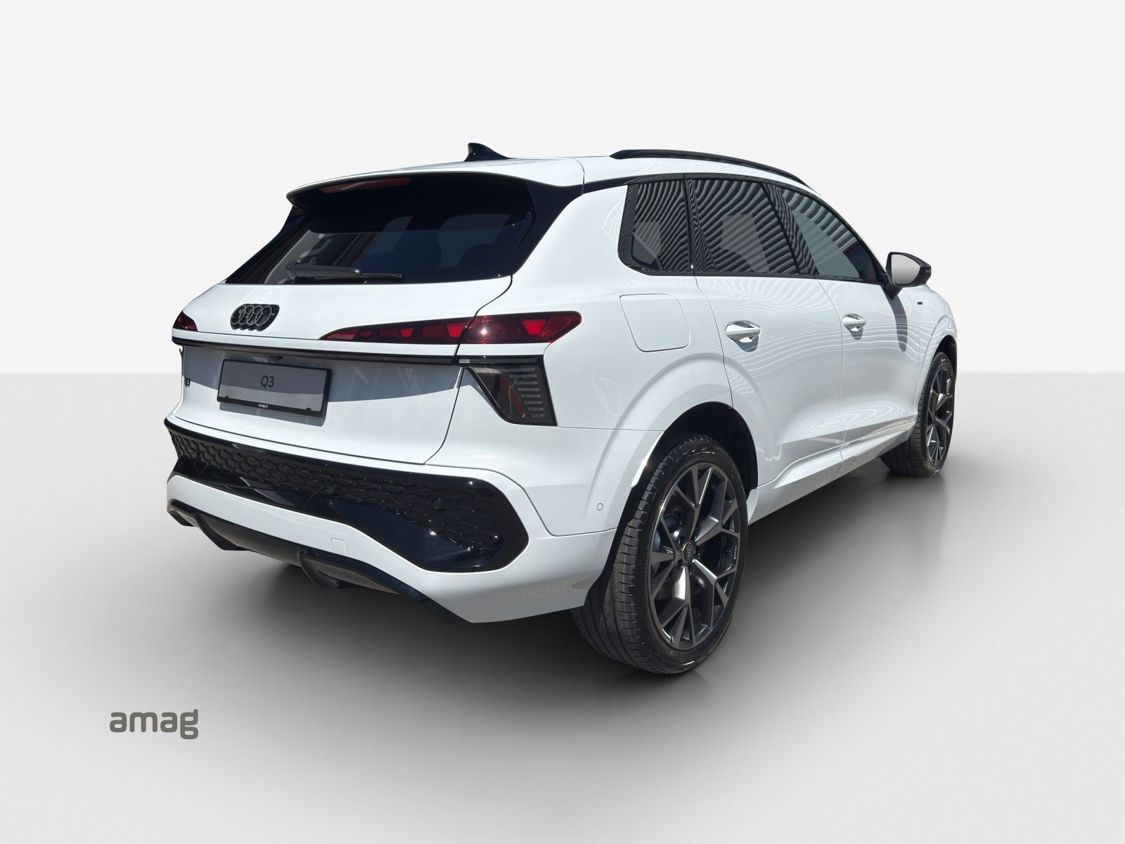 AUDI Q3 SUV e-hybrid 200 kW, Hybride Intégral Essence/Électricité, Voiture nouvelle, Automatique - 7