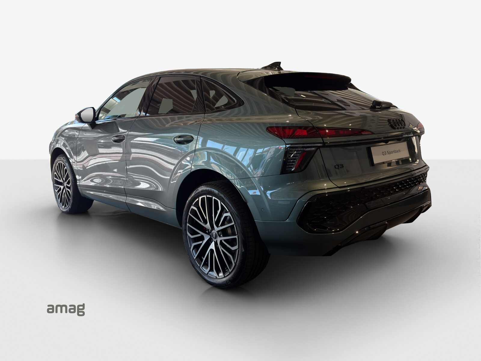 AUDI Q3 SB e-hybrid 200 kW, Voll-Hybrid Benzin/Elektro, Neuwagen, Automatik - 3