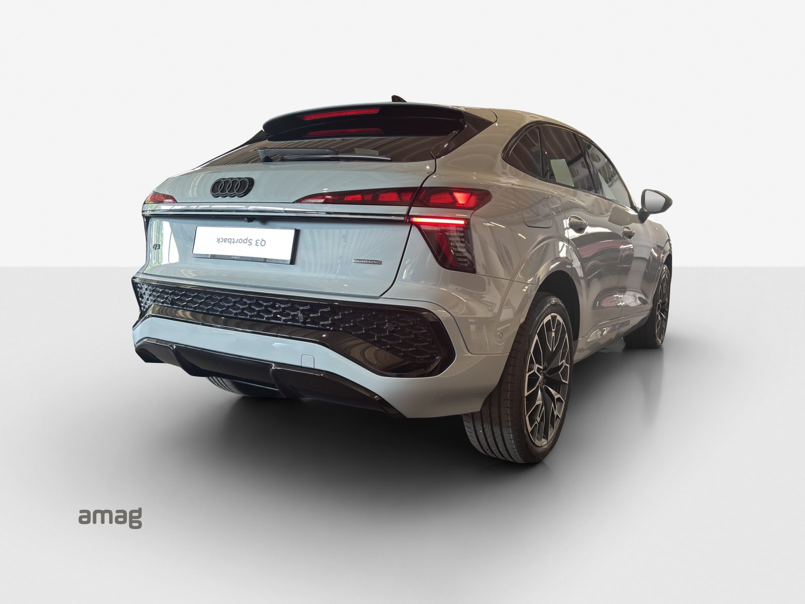 AUDI Q3 SB TFSI 195 kW, Benzina, Auto nuove, Automatico - 5