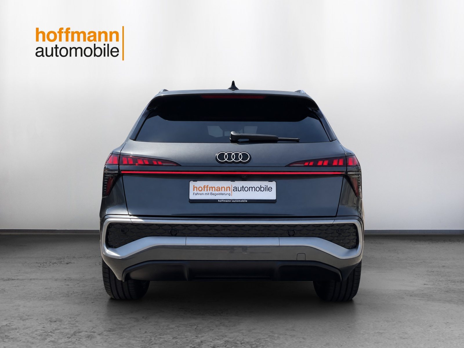 AUDI Q3 SUV e-hybrid 200 kW, Hybride Integrale Benzina/Elettrica, Auto nuove, Automatico - 5