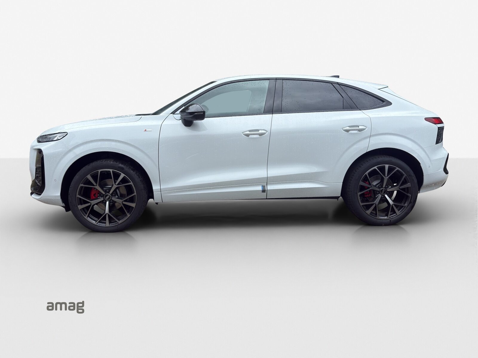 AUDI Q3 SB TFSI 110 kW, Essence, Voiture nouvelle, Automatique - 2