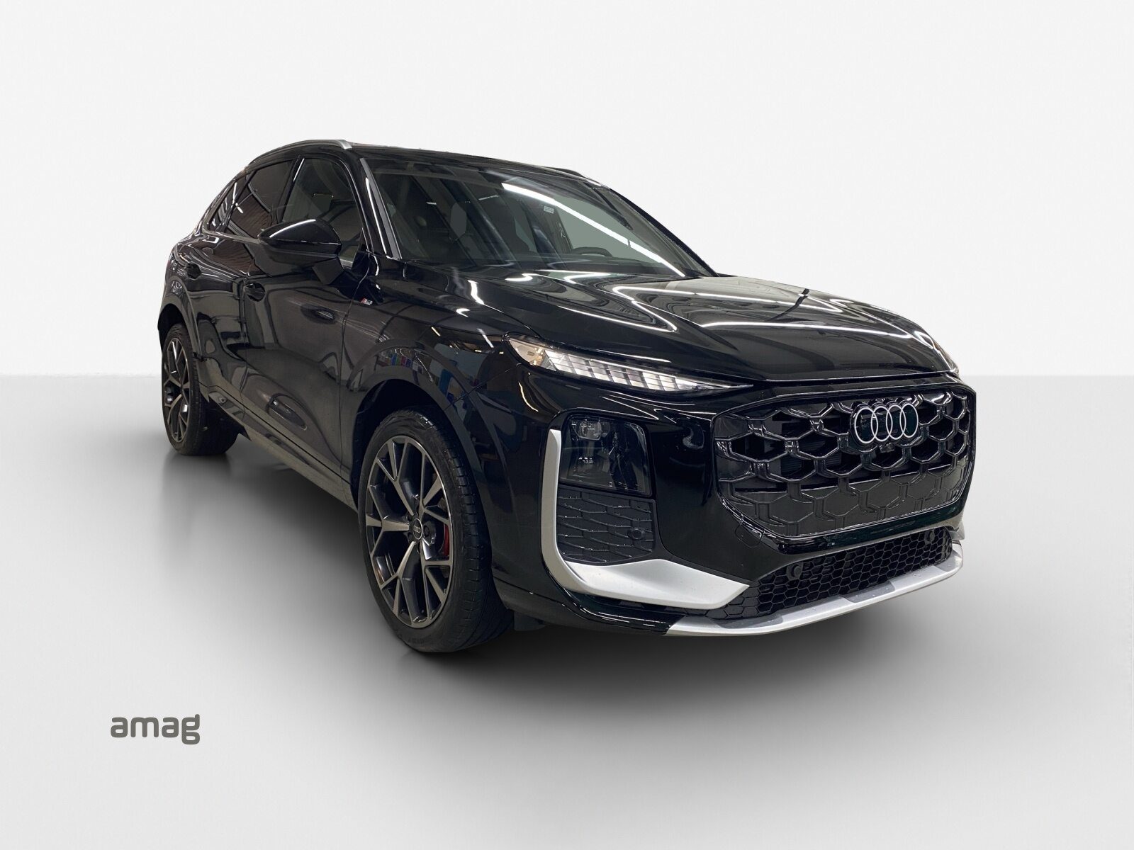 AUDI Q3 SUV TFSI 110 kW, Essence, Voiture nouvelle, Automatique - 6