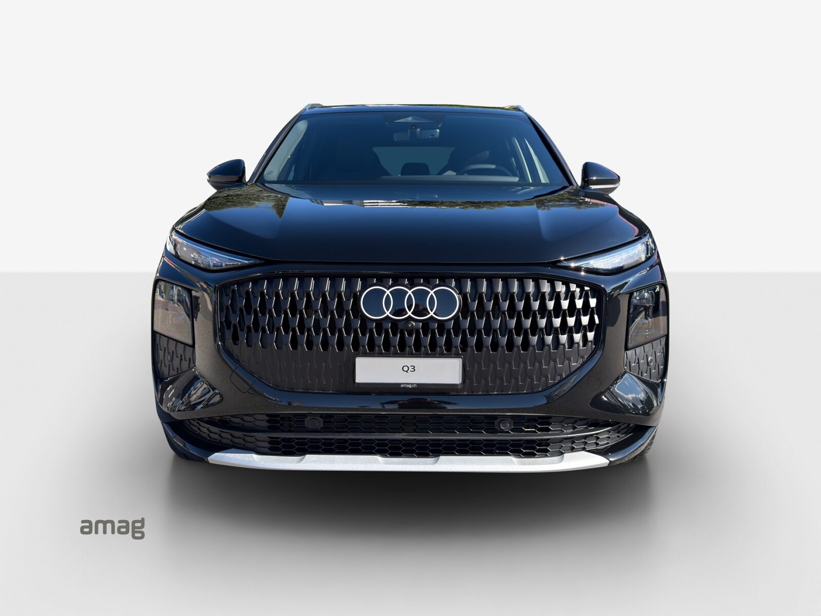 AUDI Q3 SUV TFSI 110 kW, Essence, Voiture nouvelle, Automatique - 7