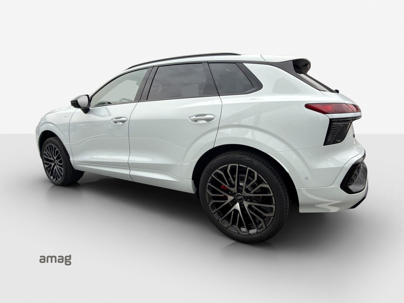 AUDI Q3 SUV TFSI 195 kW, Benzin, Neuwagen, Automatik - 3