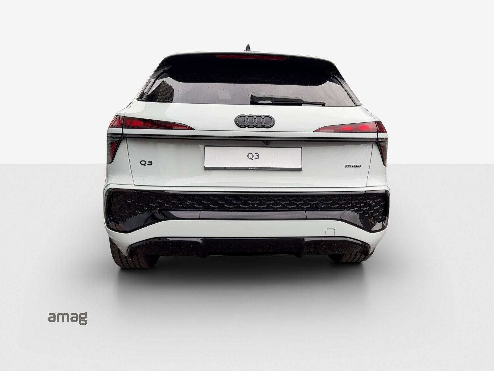 AUDI Q3 SUV TFSI 195 kW, Benzin, Neuwagen, Automatik - 4