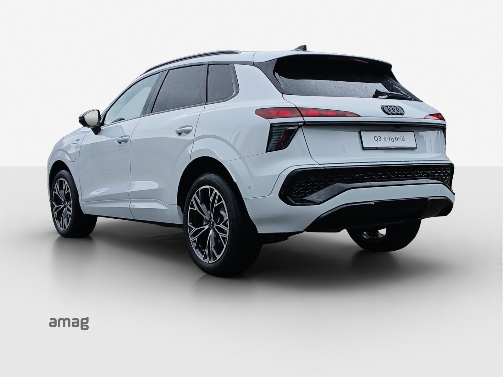 AUDI Q3 SUV e-hybrid 200 kW, Voll-Hybrid Benzin/Elektro, Neuwagen, Automatik - 3