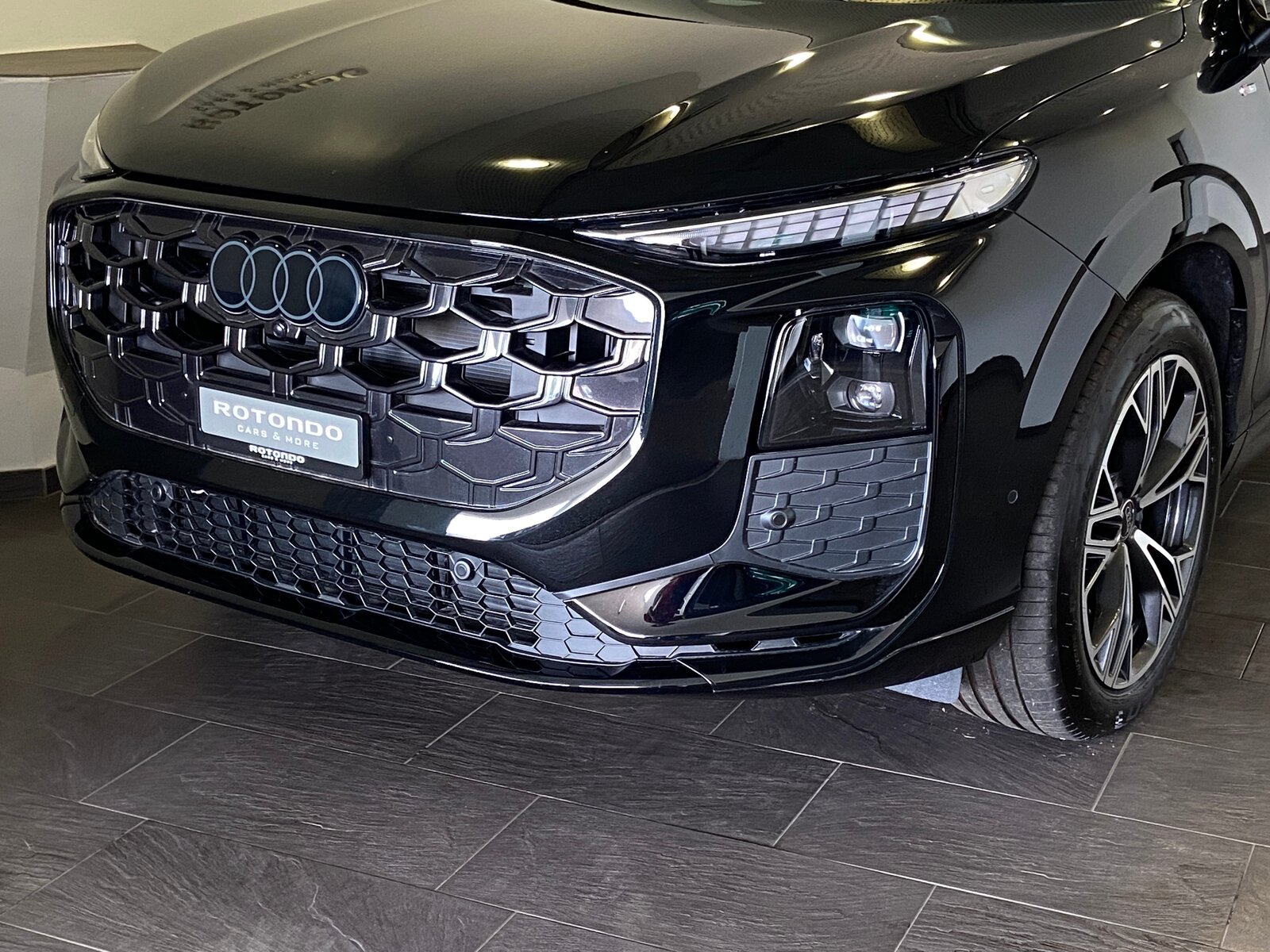 AUDI Q3 SUV TFSI quattro 150 kW S tronic, Benzina, Auto nuove, Automatico - 3