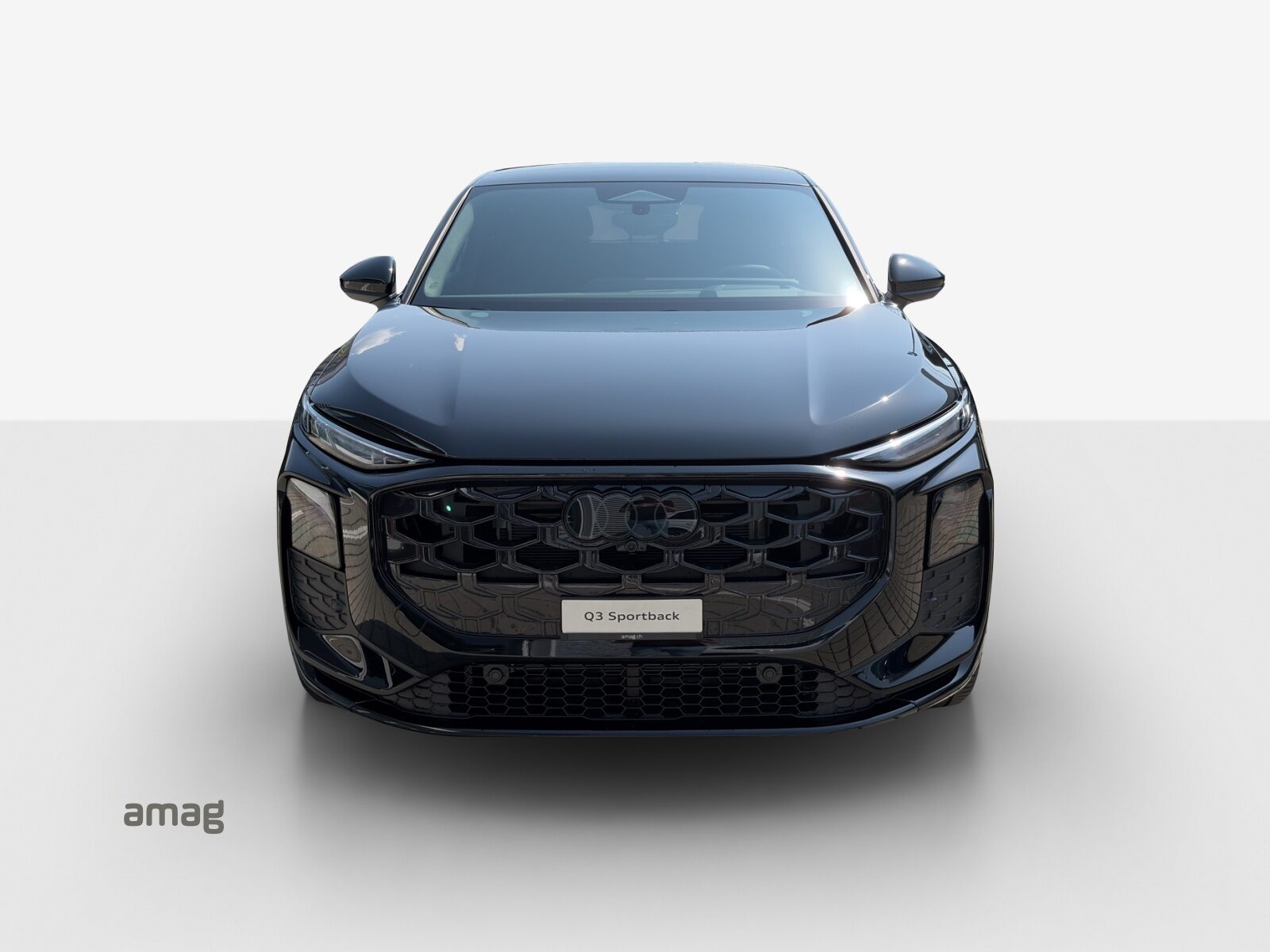 AUDI Q3 SB e-hybrid 200 kW, Full-Hybrid Petrol/Electric, New car, Automatic - 7